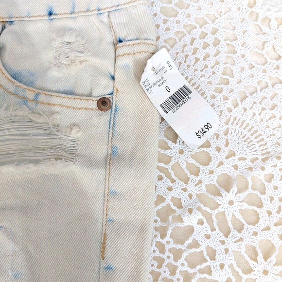 Wet Seal Bleach Distressed Jeans Sz 0 - Picture 7 of 11